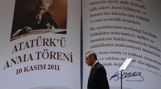 İşte Liderlerin "Atatürk Anma" Mesajı